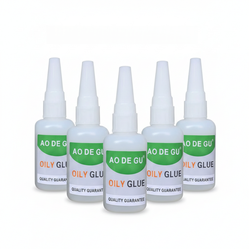 Acquistane 1 e ricevi 2 in omaggio per un periodo limitato solo oggi🔥Adesivo universale originale a base di olio🔥