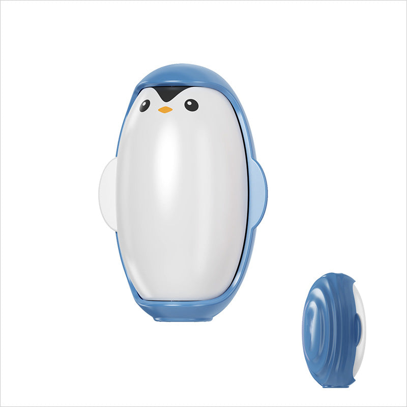Rullo levapelucchi lavabile a forma di piccolo pinguino