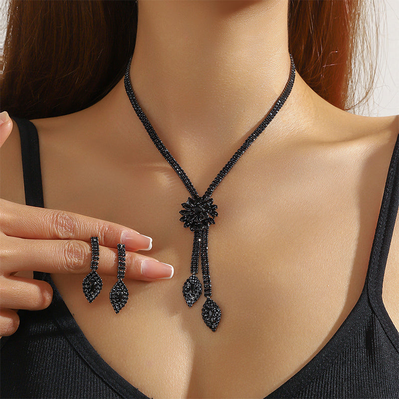 ⏳Offerta a Tempo Limitato⏰ Set di Gioielli con Fiori di Zircone da Donna – Elegante, Scintillante, Pronto da Regalare 💎