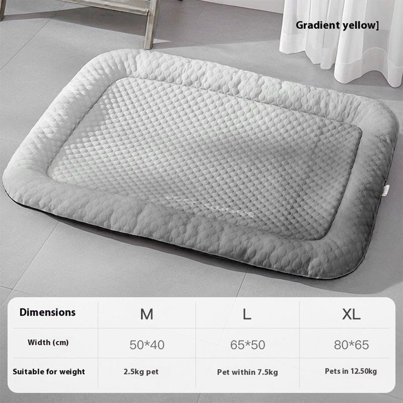 🐾 SCONTO DEL 50% IN QUESTO MOMENTO! ❄️ Tappetino rinfrescante per cani e gatti – Traspirante, lavabile e morbido – Tessuto Ice-silk, perfetto per pavimenti, divani o viaggi in auto – Diverse misure e colori sfumati 🐶🐱