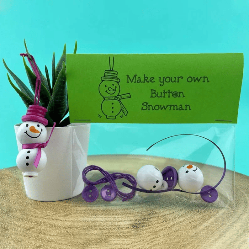 Set Fai-da-Te per Creare Decorazioni di Natale con i Bottoni