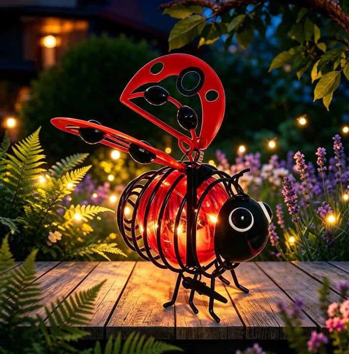 ⏰SCONTO DEL 50%!🔥OLTRE 50.000 VENDUTE! Lampada a sospensione a forma di ape alimentata a energia solare🐝
