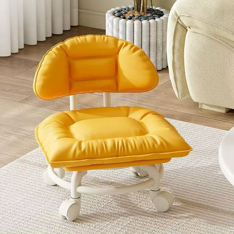 🔥Sgabello basso con ruote e schienale🪑Comodo per pulire e lavorare a casa!