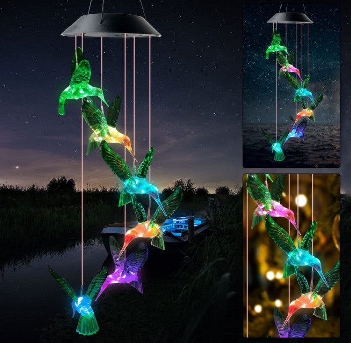 Campanelli eolici con luci a energia solare