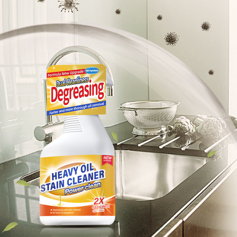 Spray detergente sgrassante per la cucina
