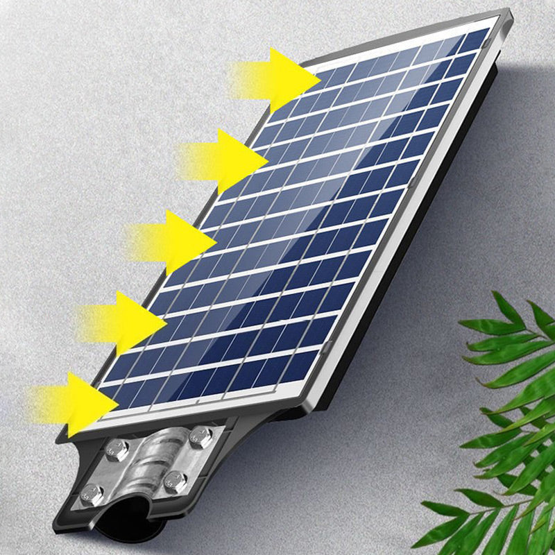 Lampione solare con sensore di movimento e telecomando