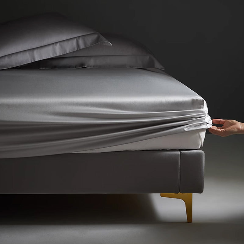 🛏️ Approfitta del 50% di sconto ora! Lenzuolo con angoli in raso sintetico – morbido come la seta, traspirante e ipoallergenico – per un sonno fresco, lussuoso e riposante. 🌙✨