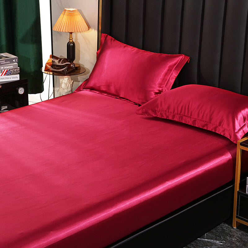 🛏️ Approfitta del 50% di sconto ora! Lenzuolo con angoli in raso sintetico – morbido come la seta, traspirante e ipoallergenico – per un sonno fresco, lussuoso e riposante. 🌙✨