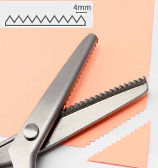 ✂️🧵 Forbici a bordo zig-zag in acciaio inossidabile – Impugnatura ergonomica, anti-sfilacciamento, taglia tessuto, carta e cuoio con una finitura pulita, il coltellino svizzero dei lavori creativi 🌸🎨