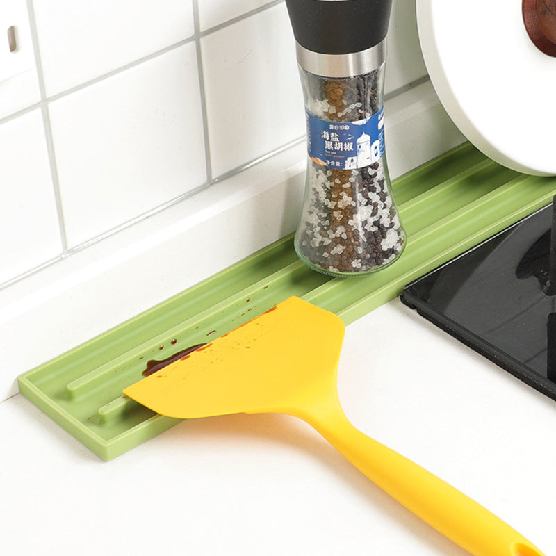 Tappetino in silicone per la conservazione in spazi stretti in cucina