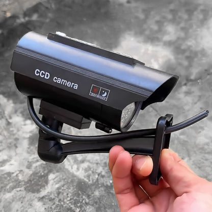 Telecamera finta di sicurezza a energia solare