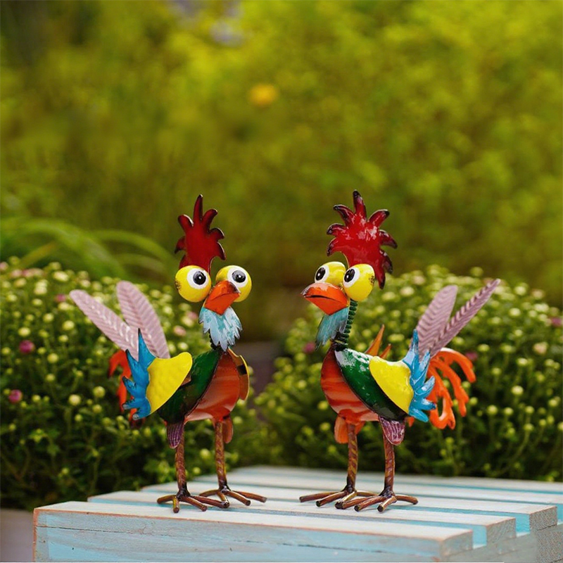 Simpatica Decorazione da Giardino a Forma di Gallo in Metallo