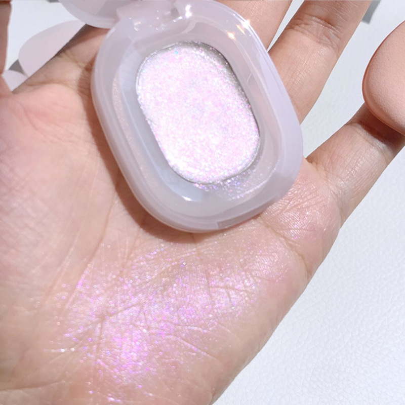 Illuminante viso in crema a lunga tenuta