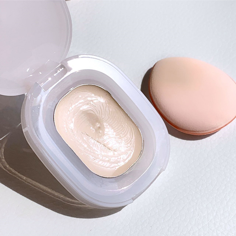 Illuminante viso in crema a lunga tenuta