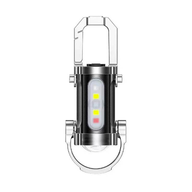 🥳2026 BESTSELLER✨OLTRE 50.000 VENDUTI! 🔦 Torcia portachiavi LED+COB con 7 modalità luminose. Ultra leggera, solo 29g, da agganciare a chiavi o giacca. Pratica per passeggiate, emergenze, riparazioni. Compatta e resistente, non rimarrai mai al buio.