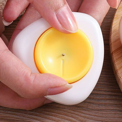 Foratore per uova con blocco di sicurezza