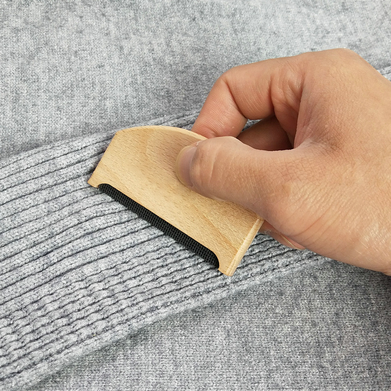 🎁 Hot Sale 49% OFF 🔥Manual Wooden Fabric Shaver for Clothes