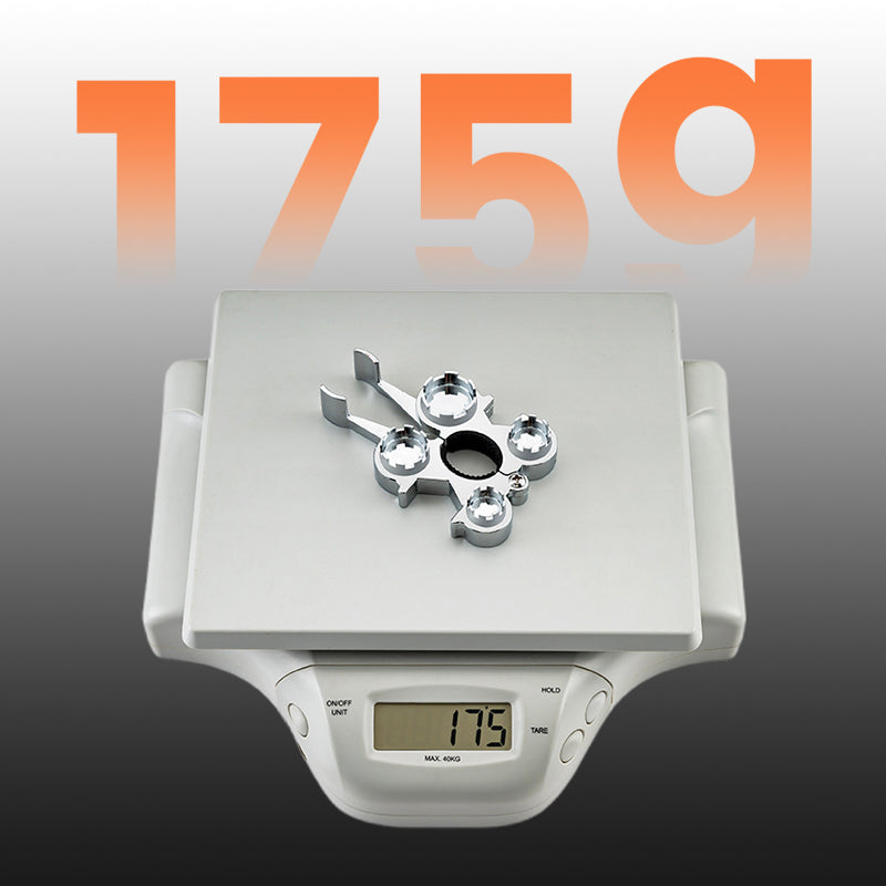 Strumento universale per la riparazione di aeratori e valvole per doccia