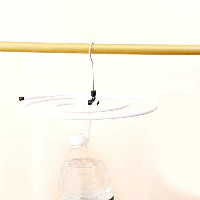 🥳2026 NUOVO ARRIVO🥳💞50K+ VENDUTI!🔥50% DI SCONTO! 🌀✨ Appendiabiti multiplo a spirale in acciaio inox — Design a spirale 360°, acciaio inox anti‑ruggine,riponi cravatte, cinture, sciarpe, gioielli o asciuga lenzuola e coperte, installazione senza attrezzi ✨