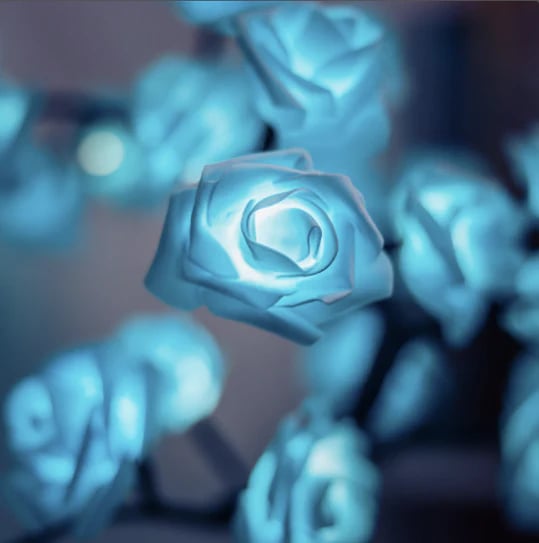 Lampada da Tavolo a Forma di Albero con Fiori di Rosa