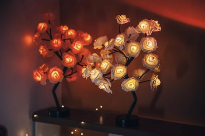 Lampada da Tavolo a Forma di Albero con Fiori di Rosa