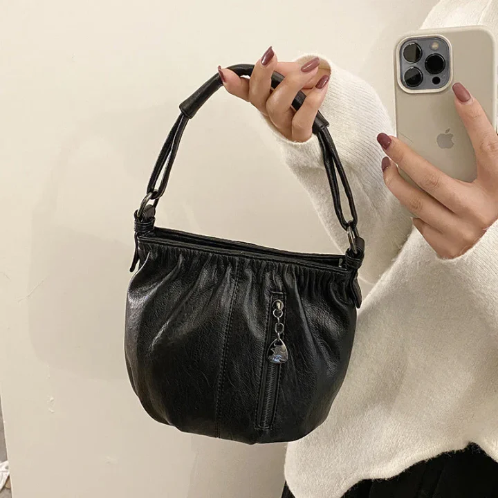 Borsa a tracolla per borsa in morbida pelle con secchiello pieghettato casual alla moda