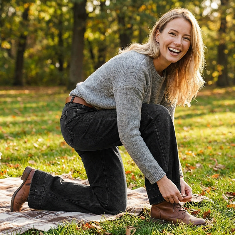 Jeans a zampa da donna retrò con tasche