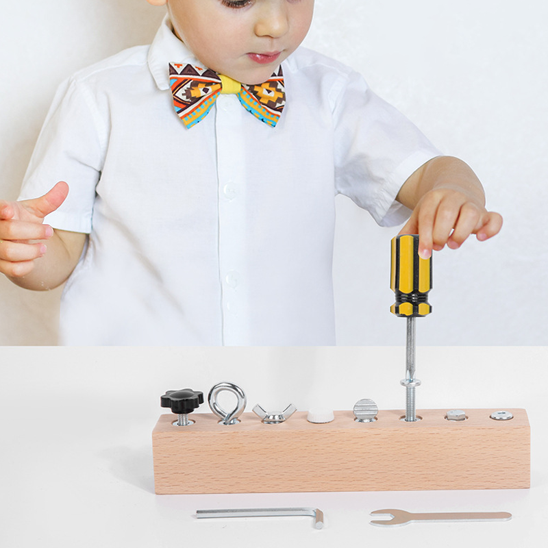 Tavola Montessori in Legno con Cacciavite - Gioco Educativo per Sviluppare la Motricità Fine