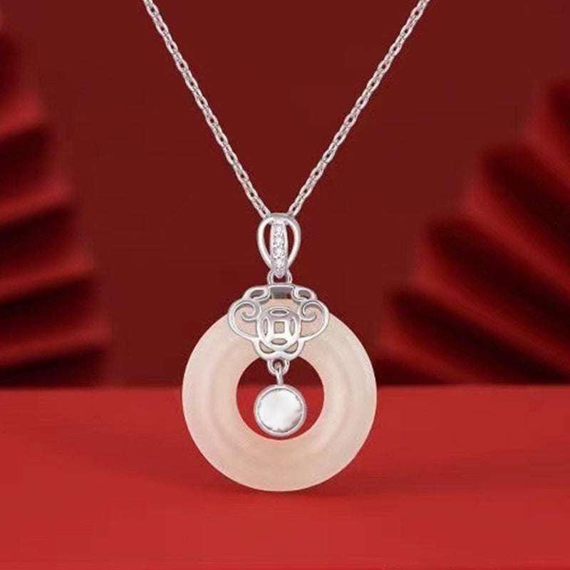 Collana con pendente della fortuna e del benessere