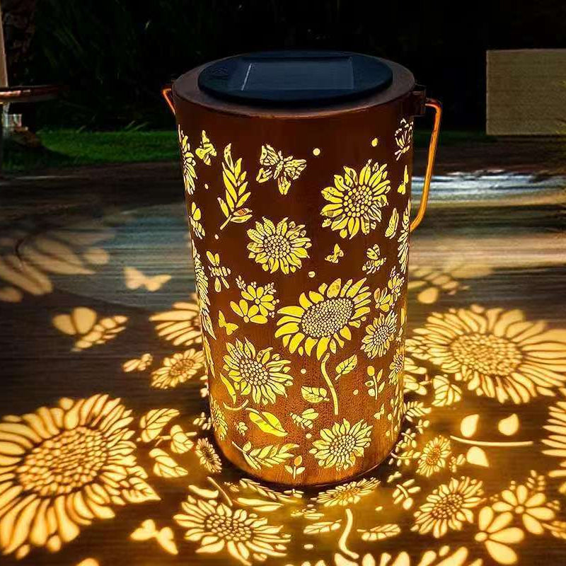 Lanterna solare sospesa con design traforato