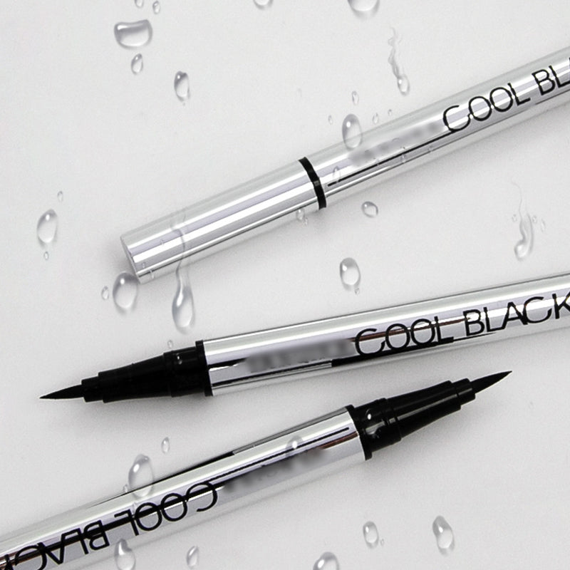 ✨ Eyeliner waterproof e a prova di sbavature – Precisione e nero intenso per 24 ore! ✨