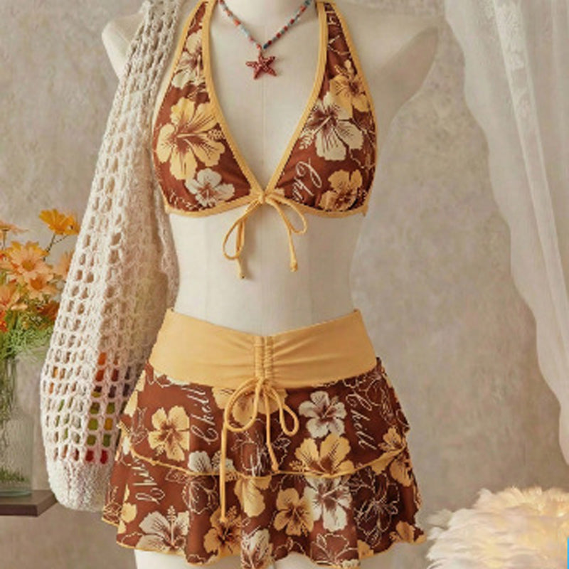 Set Bikini a 3 Pezzi con Stampa Floreale e Gonna a Volant