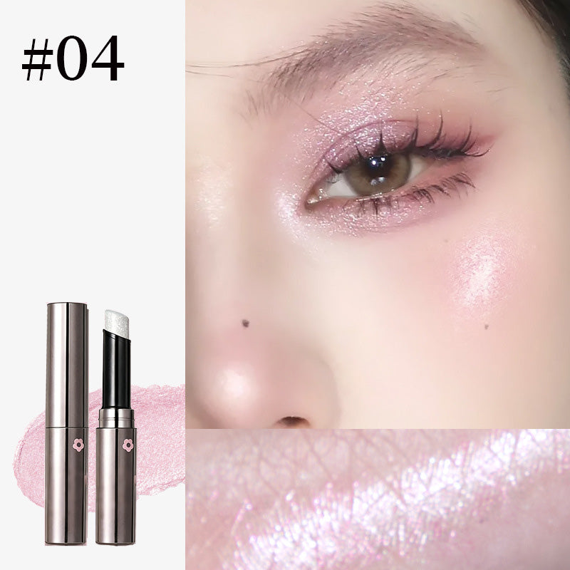 Ombretto in Stick Luminoso - Applicazione Veloce in un Gesto