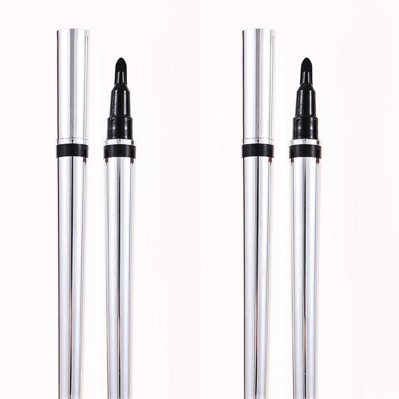 Eyeliner con spugna adesiva