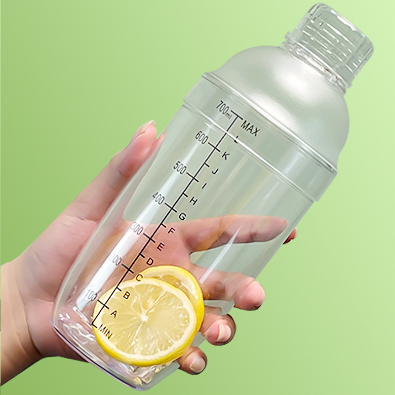 Set Shaker per Cocktail con Scala Graduata