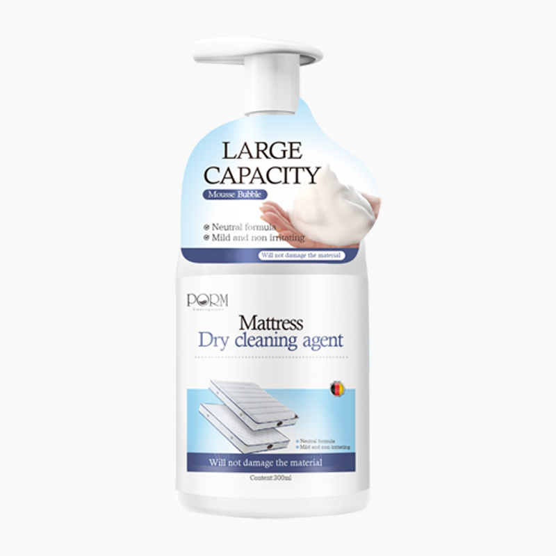 Detergente potente per macchie gialle su materasso