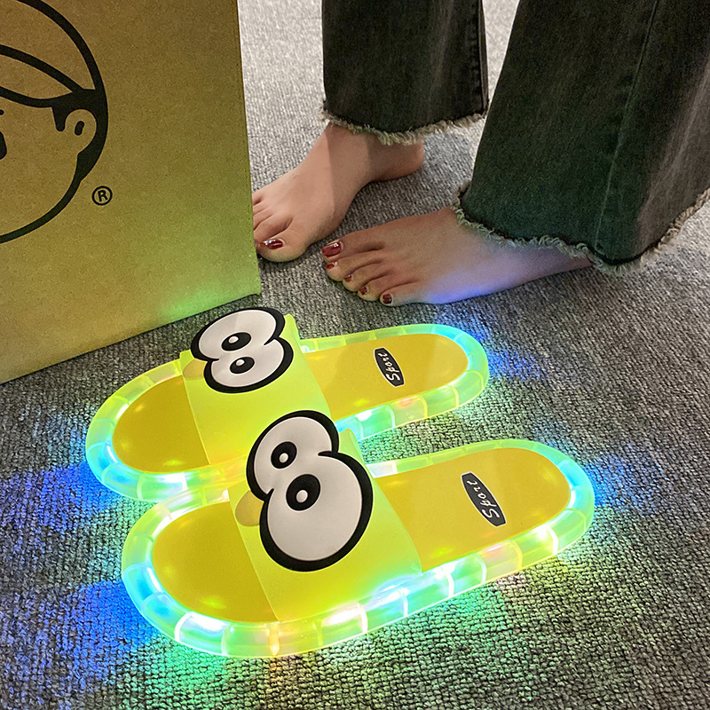Pantofole Luminose a LED per Bambini - Design Cartoni Animati