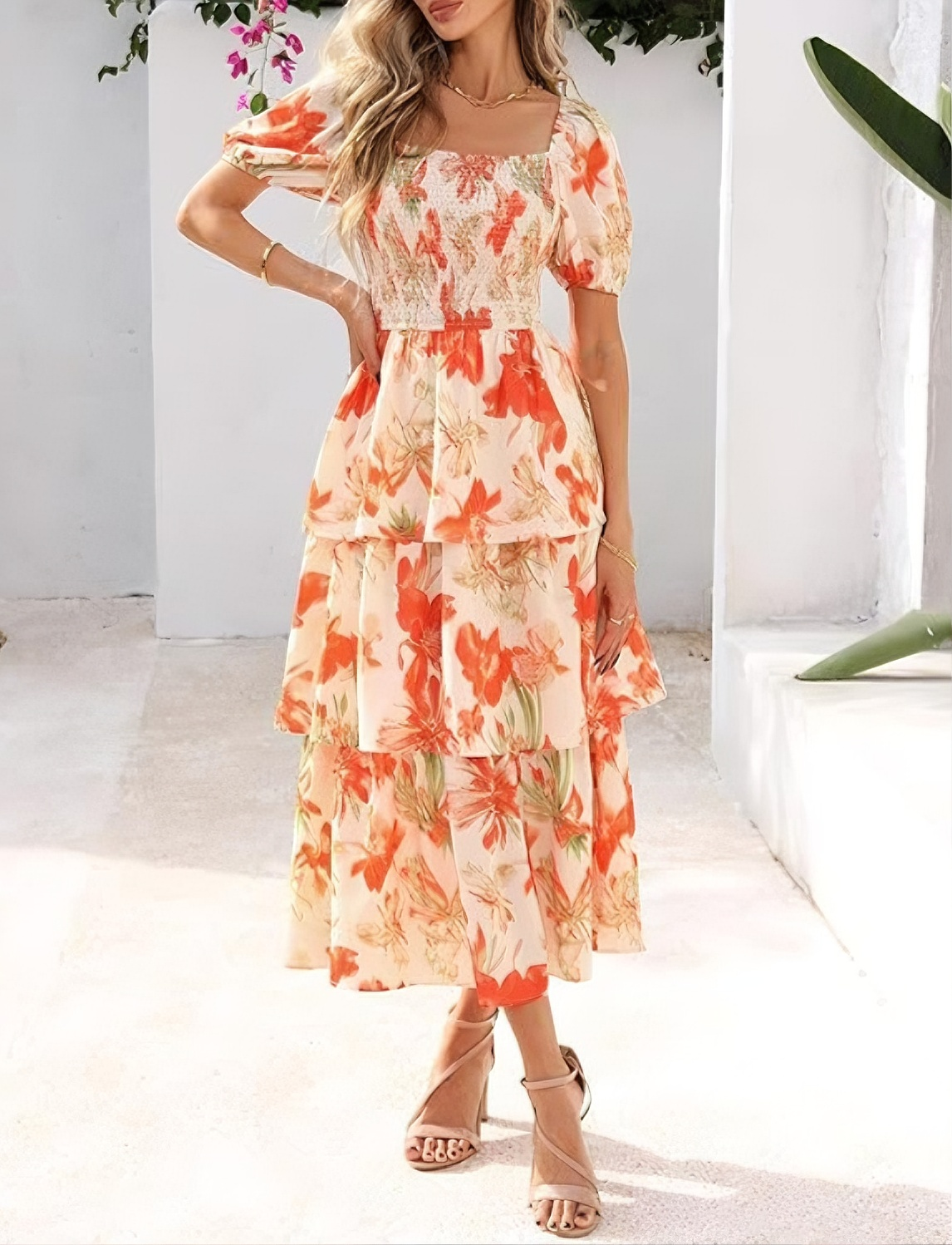 Abito lungo in chiffon a balze con stampa floreale da donna – Maniche corte e scollo quadrato