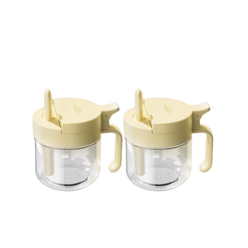 Portable Spice Jar with Spoon Holder