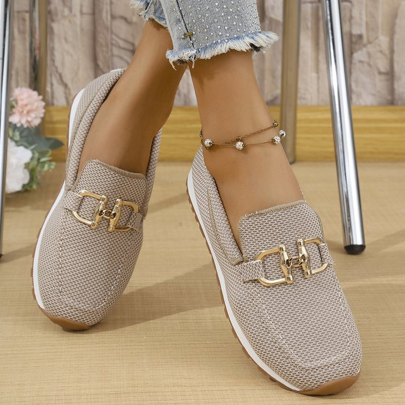 Mocassini casual da donna in rete con fibbia in metallo