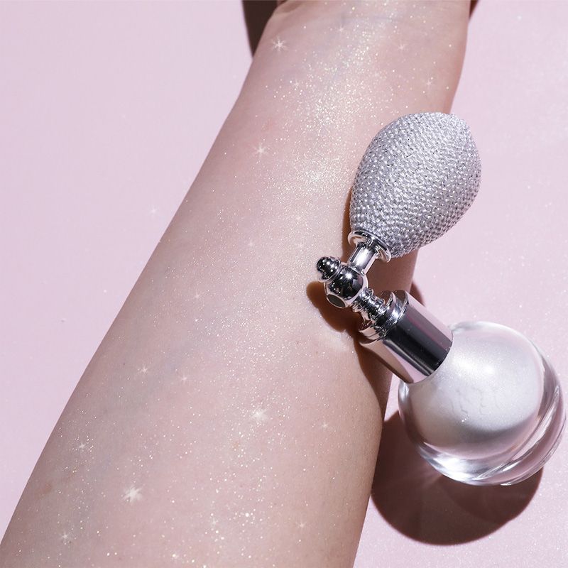 Brightening and Highlighting Body Powder Spray