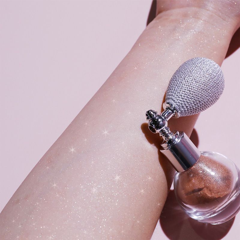 Brightening and Highlighting Body Powder Spray