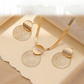 🎁Novità 2026: Sconto del 60%💥 Set collana e orecchini Modern Chic – Finitura oro, design geometrico e leggerezza – perfetto per un tocco di eleganza quotidiana o come regalo – include pezzi coordinati per un look raffinato 💫