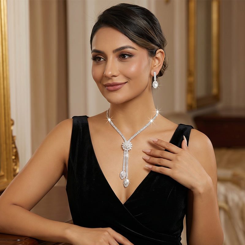 ⏳Offerta a Tempo Limitato⏰ Set di Gioielli con Fiori di Zircone da Donna – Elegante, Scintillante, Pronto da Regalare 💎