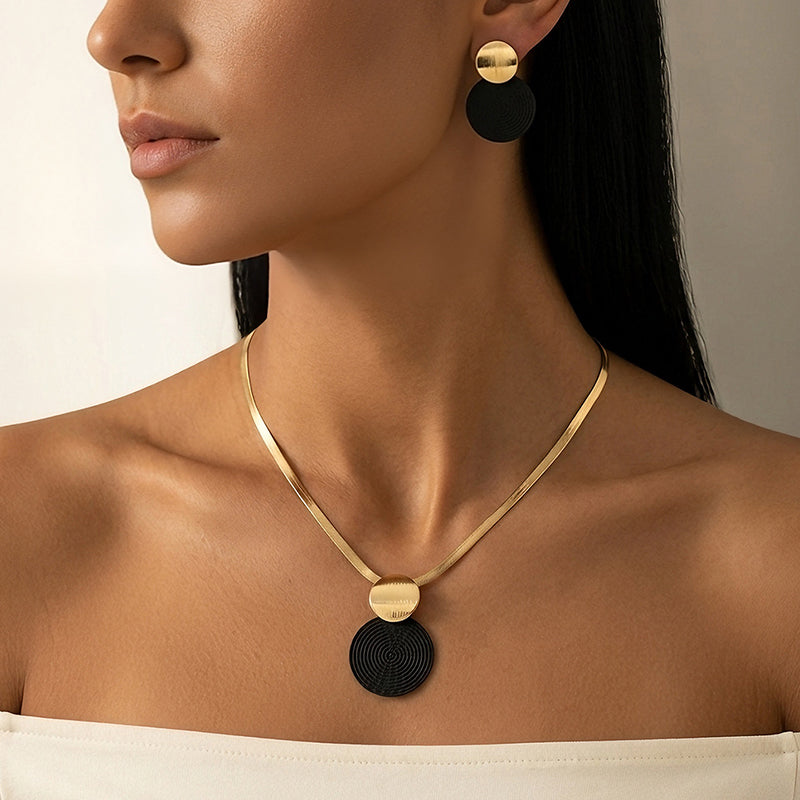 🎁2026 New Arrivals 60% OFF💥Modern Chic Necklace & Earring Set – Gold finish, geometric design & lightweight – perfect for daily elegance or gifting – includes matching pieces for a polished look 💫