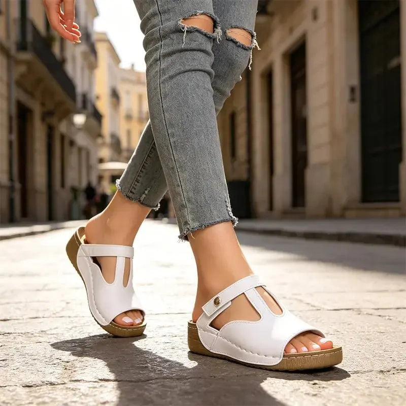 ✨ULTIMO GIORNO SCONTO DEL 50% – Sandali con zeppa e intagli | Un must per l'estate ☀️ | Supporto per l'arco plantare, tessuto morbido, vestibilità regolabile 👡
