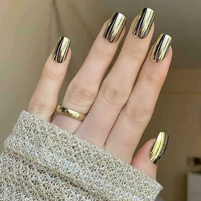 🥳SUPER OFFERTA 2026🥳💞50.000+ VENDUTI!🔥50% DI SCONTO! Smalto per Unghie Metallizzato – Effetto Specchio, Look Glamour per ogni occasione ✨💅