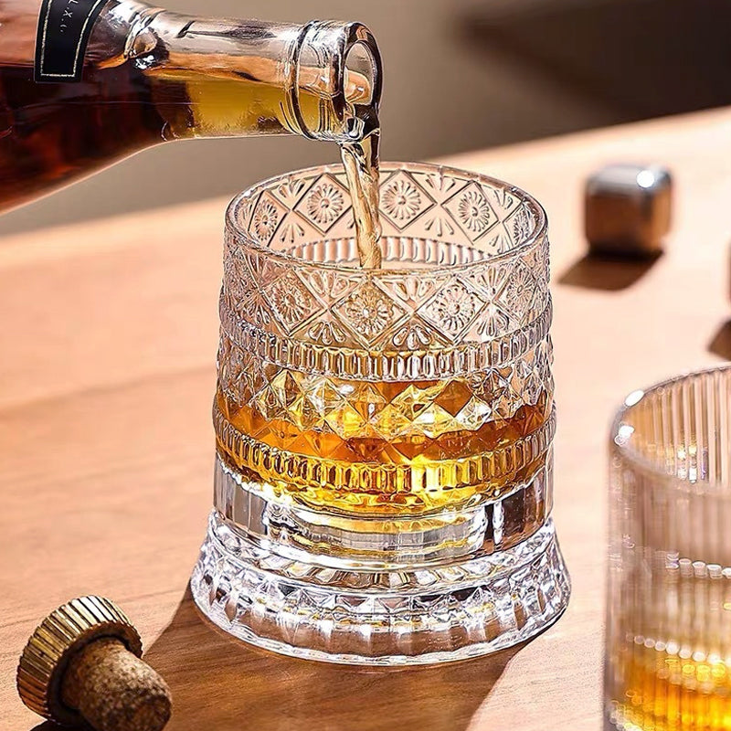 🥃 Bicchiere da whisky rotante a 360° – Base girevole fluida, vetro cristallino, fondo pesante per degustazioni equilibrate ✨
