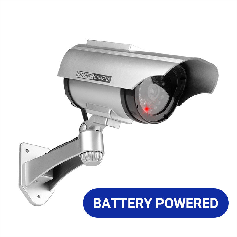 🥳2026 NUOVO ARRIVO🥳💞50K+ VENDUTI!🔥50% DI SCONTO! ☀️📹 Telecamera Finta da Esterno a Energia Solare con LED Lampeggiante — Design realistico, pannello solare auto‑ricaricabile, LED lampeggiante dissuade i malintenzionati, nessun cablaggio necessario ✨