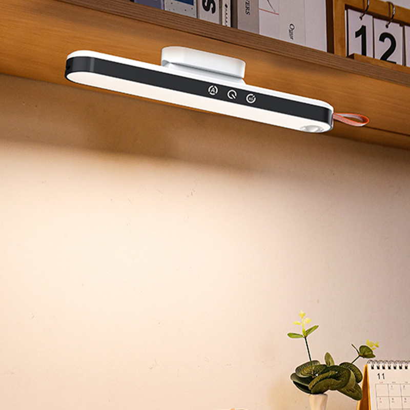 Lampada LED ricaricabile da interno con sensore di movimento e supporto magnetico